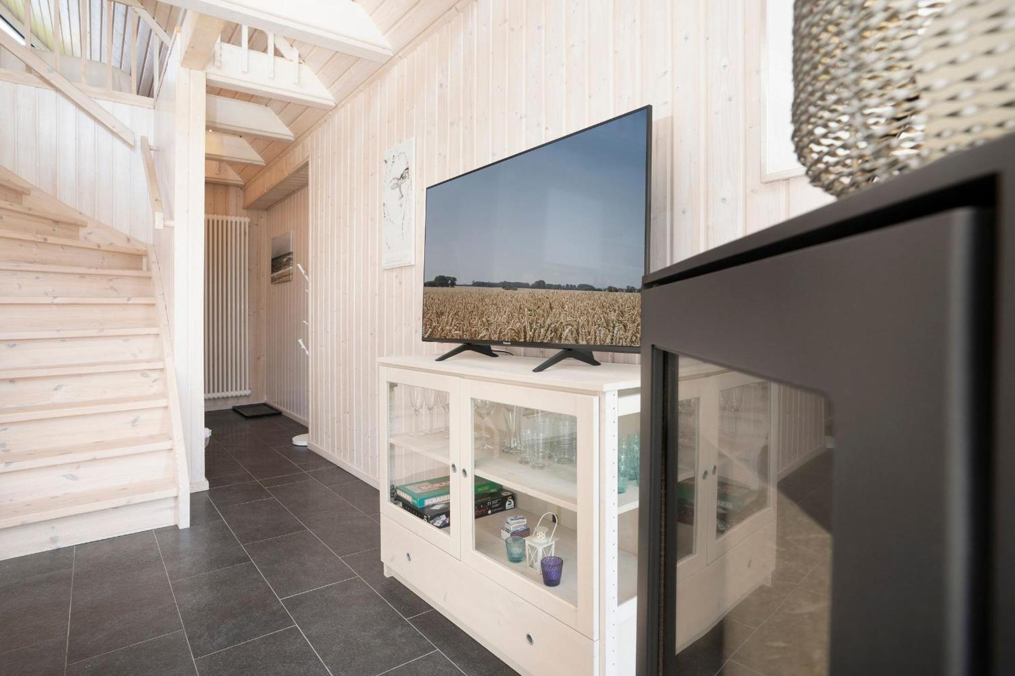 Twinhus Suessau Villa Buitenkant foto